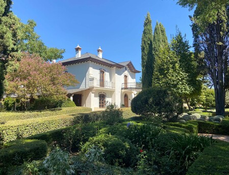 Barcelona, Real Estate For Sale, EUR 1800000,  4 BR,  325 Sq. Meter,  Exclusive Villa With Panoramic Views Over Ronda