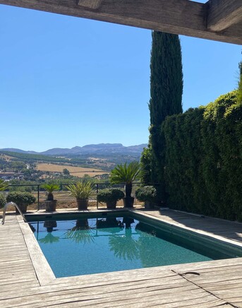 Barcelona, Real Estate For Sale, EUR 1800000,  4 BR,  325 Sq. Meter,  Exclusive Villa With Panoramic Views Over Ronda