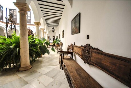 Barcelona, Real Estate For Sale, EUR 1350000,  6 BR,  619 Sq. Meter,  Majestic Manor House In Estepa