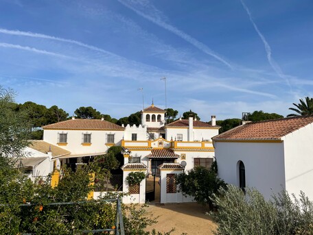 Barcelona, Real Estate For Sale, 6 BR,  475 Sq. Meter,  Beautiful Traditional Andalusian Estate.