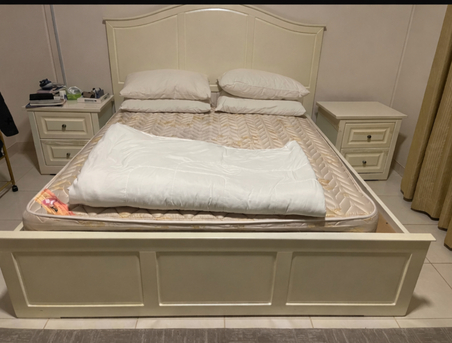 Al Khobar Al Shamalia, Furniture, SAR 400,  King Size Bed With Two Side Tables