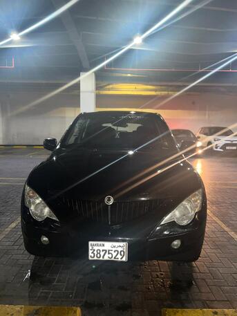 Riffa, Vehicles, Cars & Trucks , BHD 1100,  Ssangyong Actyon,  2011,  Automatic,  140000 KM,  Well Maintained  Black Color