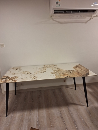 Al Rawdah, Furniture, SAR 600,  Dining Table