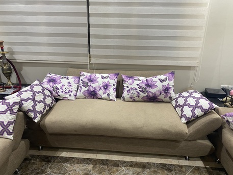 Al Jubail Al Balad, Furniture, SAR 800,  7 Seater Sofa Set With Sitting Room Carpet For Sale