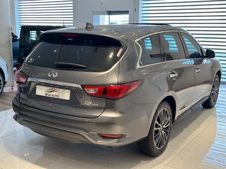 East Riffa, Vehicles, Cars & Trucks , BHD 4800,  Infiniti QX60,  2017,  Automatic,  90000 KM,   MODEL  FOR SALE