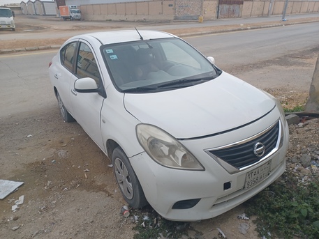 Riyadh, Vehicles, Cars & Trucks , SAR 15000,  Nissan Sunny,  2014,  Automatic,  364 KM,  URGENTLY SELL