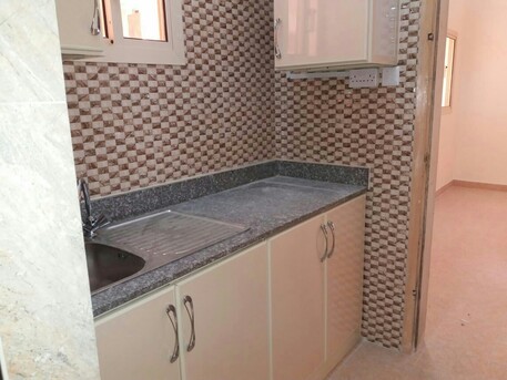 Salmaniya, Apartments/Houses, BHD 150/month,  Studio,  1Bath No Hall. Kitchen Grund Floor Including Electricity In (((Salmaniya)))