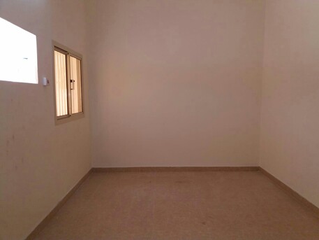 Salmaniya, Apartments/Houses, BHD 150/month,  Studio,  1Bath No Hall. Kitchen Grund Floor Including Electricity In (((Salmaniya)))