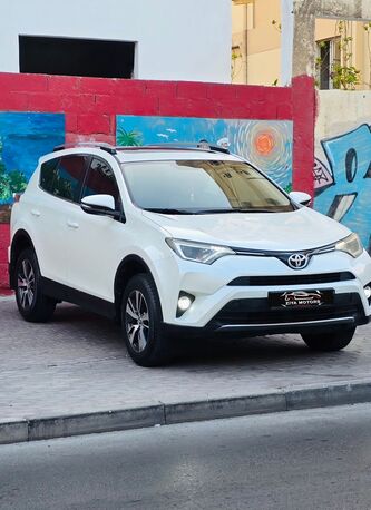 Manama, Vehicles, Cars & Trucks , BHD 6900,  TOYOTA  RAV4,  2017,  Automatic,  113000 KM,  TOYOTA RAV 4   FULL OPTION MODEL WITH SINGLE OWNER AND WELL-MAINTAINED CAR