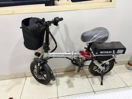 Dammam, Bicycles, SAR 1050,  Electric Bike With 48V Battery, 14" Tire, Bluetooth