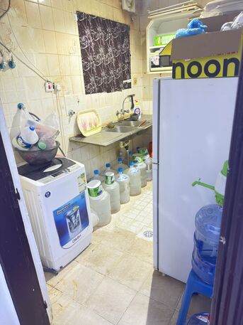 Hara, Apartments, Flats, Houses & Villas, SAR 2000/month,  Furnished,  1 BR,  1-BHK Family Flat Near Rajhi Signal (Hara)