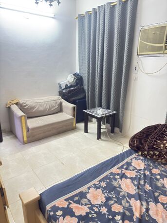 Hara, Apartments, Flats, Houses & Villas, SAR 1800/month,  Furnished,  1 BR,  1-BHK Family Flat Near Rajhi Signal (Hara)
