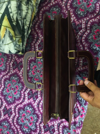 Jubail, Computers, SAR 289,  Premium SABIC Executive  Leather Briefcase - Excellent Condition