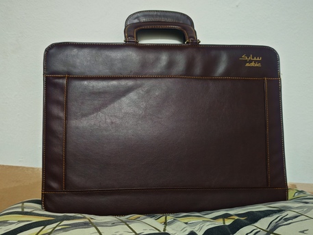 Jubail, Computers, SAR 289,  Premium SABIC Executive  Leather Briefcase - Excellent Condition
