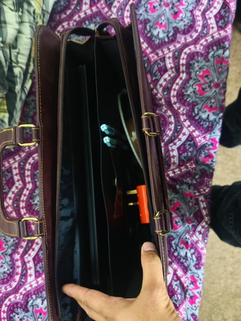 Jubail, Computers, SAR 289,  Premium SABIC Executive  Leather Briefcase - Excellent Condition