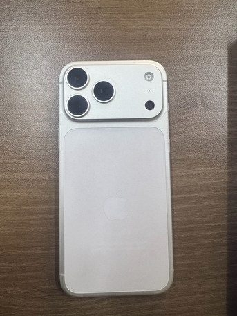 Al Aziziyah, Mobile Phones, SAR 5350,  Iphone 17 Pro Max ( Silver) - 256 GB