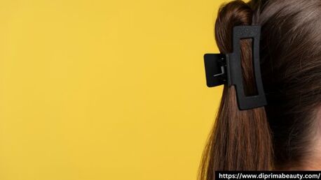 New York, Beautician, Fashionable Hair Clamps For Beautiful Hairstyles