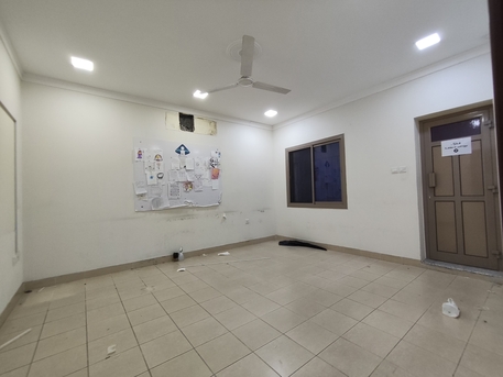 Sitra, Offices, BHD 350,  Sitra:- Groundfloor 7Bhk Commercial Flat On Rent..
