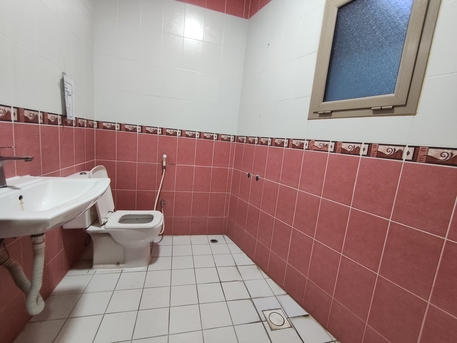 Sitra, Offices, BHD 350,  Sitra:- Groundfloor 7Bhk Commercial Flat On Rent..