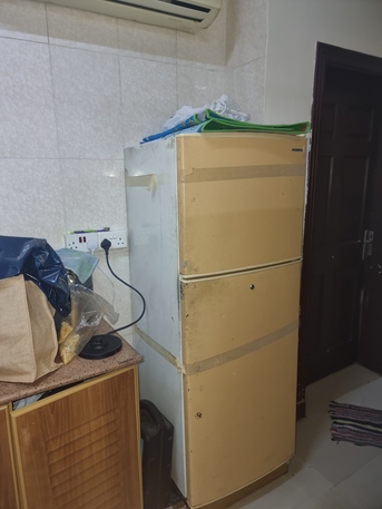 Manama, Appliances, BHD 10,  Refrigerator Samsung 10bhd Need To Collect , No Delivery