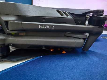 Riyadh, Photo & Video, SAR 7800,  DJI Mavic 3 (Fly More Combo) In Perfect Working Condition