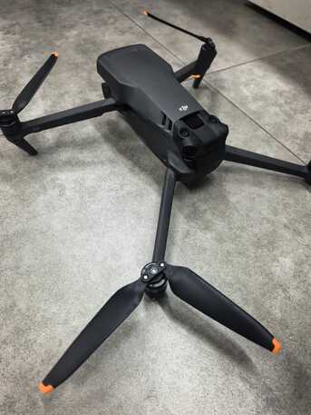 Riyadh, Photo & Video, SAR 7800,  DJI Mavic 3 (Fly More Combo) In Perfect Working Condition