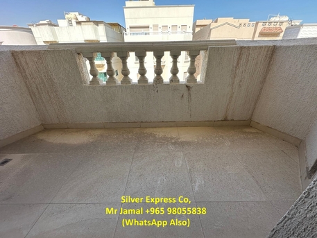 Mangaf, Apartments/Houses, KWD 700/month,  4 BR,  200 Sq. Meter,  Spacious 4 Bedroom Villa Floor For Rent In Mangaf.