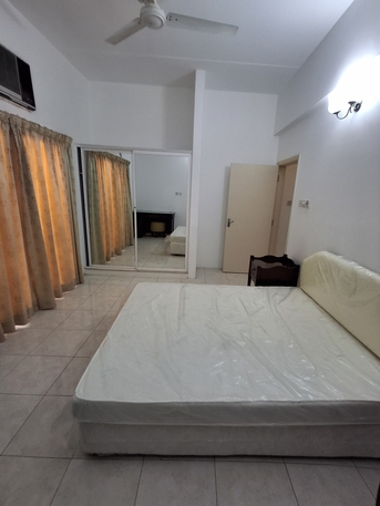 Hoora, Apartments/Houses, BHD 350/month,  2 BR,  Fully Furnished 2bhk 2bath 1hall Closed Kitchen Lift Parking 350bd With Ewa