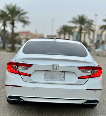 Dammam, Vehicles, Cars & Trucks , SAR 85000,  Honda Accord,  2022,  Automatic,  68000 KM,    Full Option EX-L White 4-cylinder 1.5 Turbo