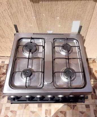 Riyadh, Furniture, SAR 550,  Midea Gas Cooker &ndash; 4 Burners With Oven