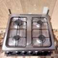 SAR 550,  Midea Gas Cooker &ndash; 4 Burners With Oven