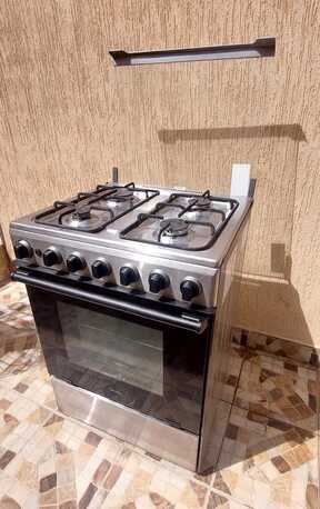 Riyadh, Furniture, SAR 550,  Midea Gas Cooker &ndash; 4 Burners With Oven