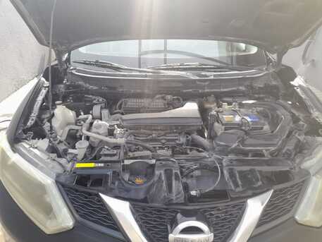 Dammam, Vehicles, Cars & Trucks , SAR 40000,  NISSAN XTRAIL,  2016,  Automatic,  235 KM,   , Black, Fully , Kms 235XXX Only, Alloy Wheels, SUV