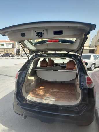 Dammam, Vehicles, Cars & Trucks , SAR 40000,  NISSAN XTRAIL,  2016,  Automatic,  235 KM,   , Black, Fully , Kms 235XXX Only, Alloy Wheels, SUV