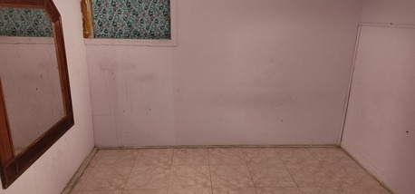 Al Jubail Al Balad, Rooms Available, SAR 800/month,  1 Bed Room For Sharing