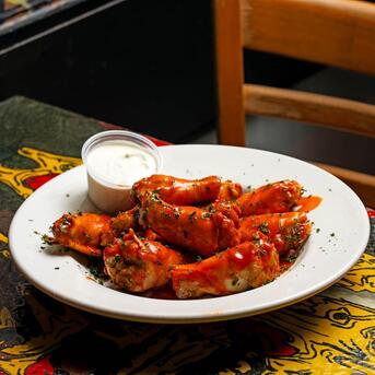 Dallas, Food & Drink, Craving Pizza And Wings In Dallas?