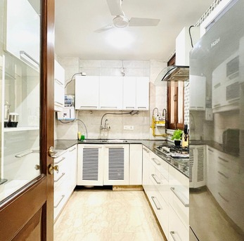 New Delhi, Apts/Flats Wanted, INR 20626/day,  Furnished,  3 BR,  2000 Sq. Feet,  BluO 3BHK Safdarjung Enclave -Lift Terrace Garden