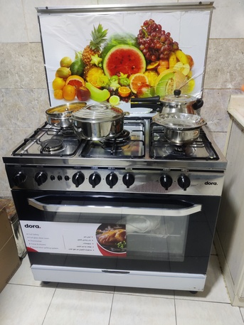 Jubail, Household Items, SAR 1400,  5 BURNER GAS STOVE With Oven At Bottom For Sale