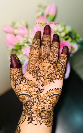 Yanbu, Beautician, Henna Artist In Yanbu
