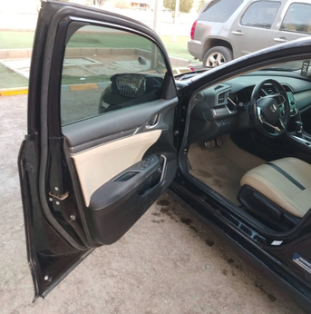 Riyadh, Vehicles, Cars & Trucks , SAR 55500,  Honda Civic,  2018,  Automatic,  52300 KM,  For Sale &ndash;   (Mid Option)