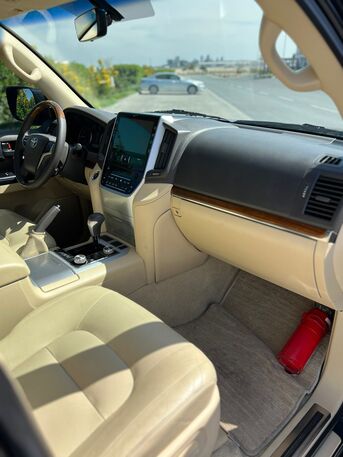 Riffa, Vehicles, Cars & Trucks , BHD 16800,  TOYOTA LAND CRUISER GXR V8 2017 BLUE,  2017,  Automatic,  268000 KM,