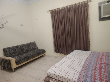 Al Khobar Al Shamalia, Rooms Available, SAR 1000/month,  Furnished,  One Furnished Room Available For Pakistani Executive One Person