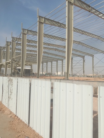 Riyadh, Construction, للحدادة و المونيم،الذجاج