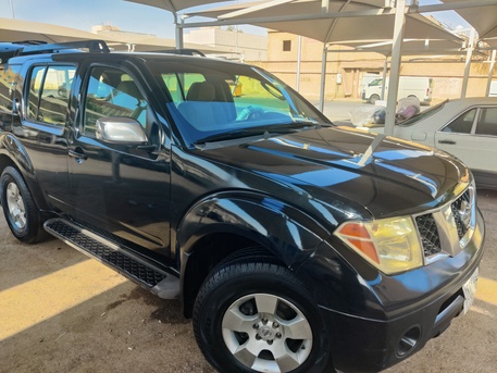 Riyadh, Vehicles, Cars & Trucks , SAR 16000,  Nissan Pathfinder,  2006,  Automatic,  369000 KM,  Very Good Family Car 4wd ,