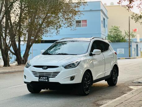 Salmaniya, Vehicles, Cars & Trucks , BHD 3650,  Hyundai Tucson,  2016,  Automatic,  110000 KM,    MODEL WELL MAINTAINED USED SUV CALL OR WHATSAPP ON 33665080 ,34355768