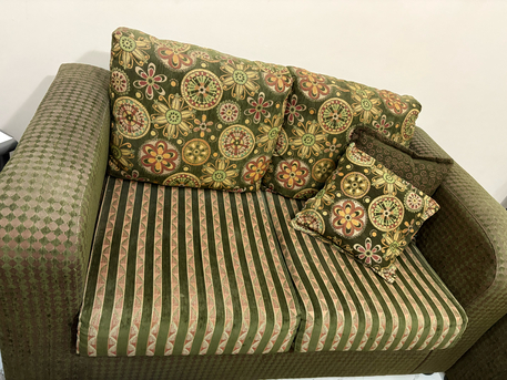 Al Rehab, Furniture, SAR 1000,  Excellent Condition 9 Seater Sofa Set (3+2+2+1+1) With Cushions And Single Bed With Mattre