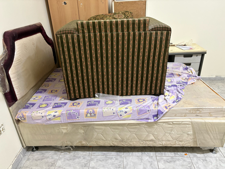 Al Rehab, Furniture, SAR 1000,  Excellent Condition 9 Seater Sofa Set (3+2+2+1+1) With Cushions And Single Bed With Mattre