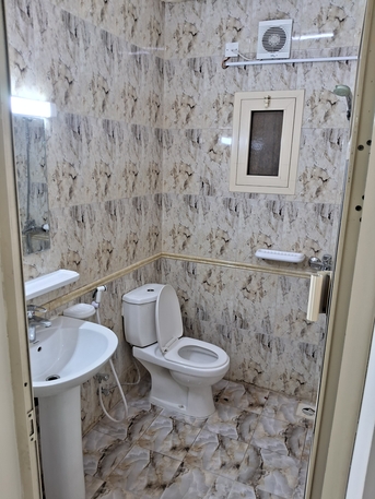 Manama, Apartments/Houses, BHD 210/year,  2 BR,  Including Electricity شامل الكهرباء