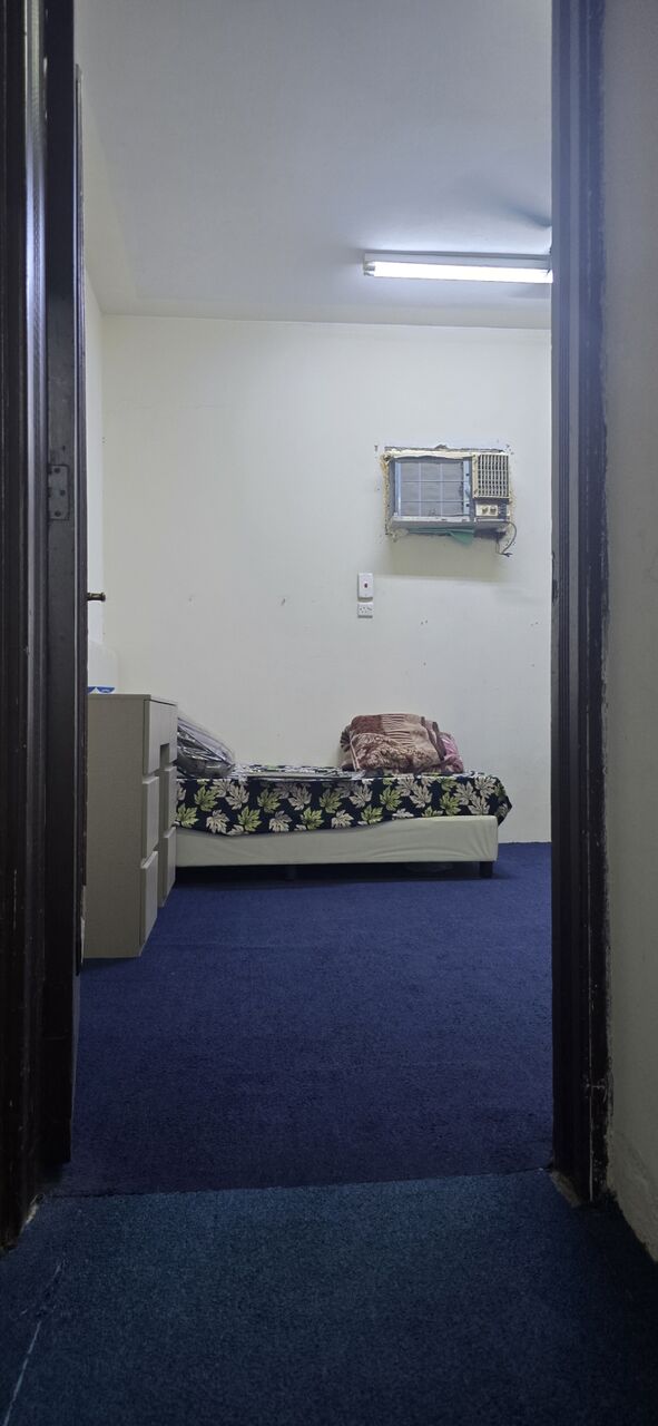 Riyadh, Apts/Flats Wanted, SAR 7200/month,  Furnished,  1 BR,  Bachelor Room Available For Pakistani Person 7200 SAR Dor 6 Months
