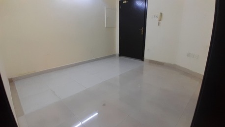 Ras Rumman, Apartments/Houses, BHD 170/month,  1 BR,  Ras Ruman:- ,1Bhk Unfurnished Flat For Rent.Bd 170/- With Unlimited Ewa